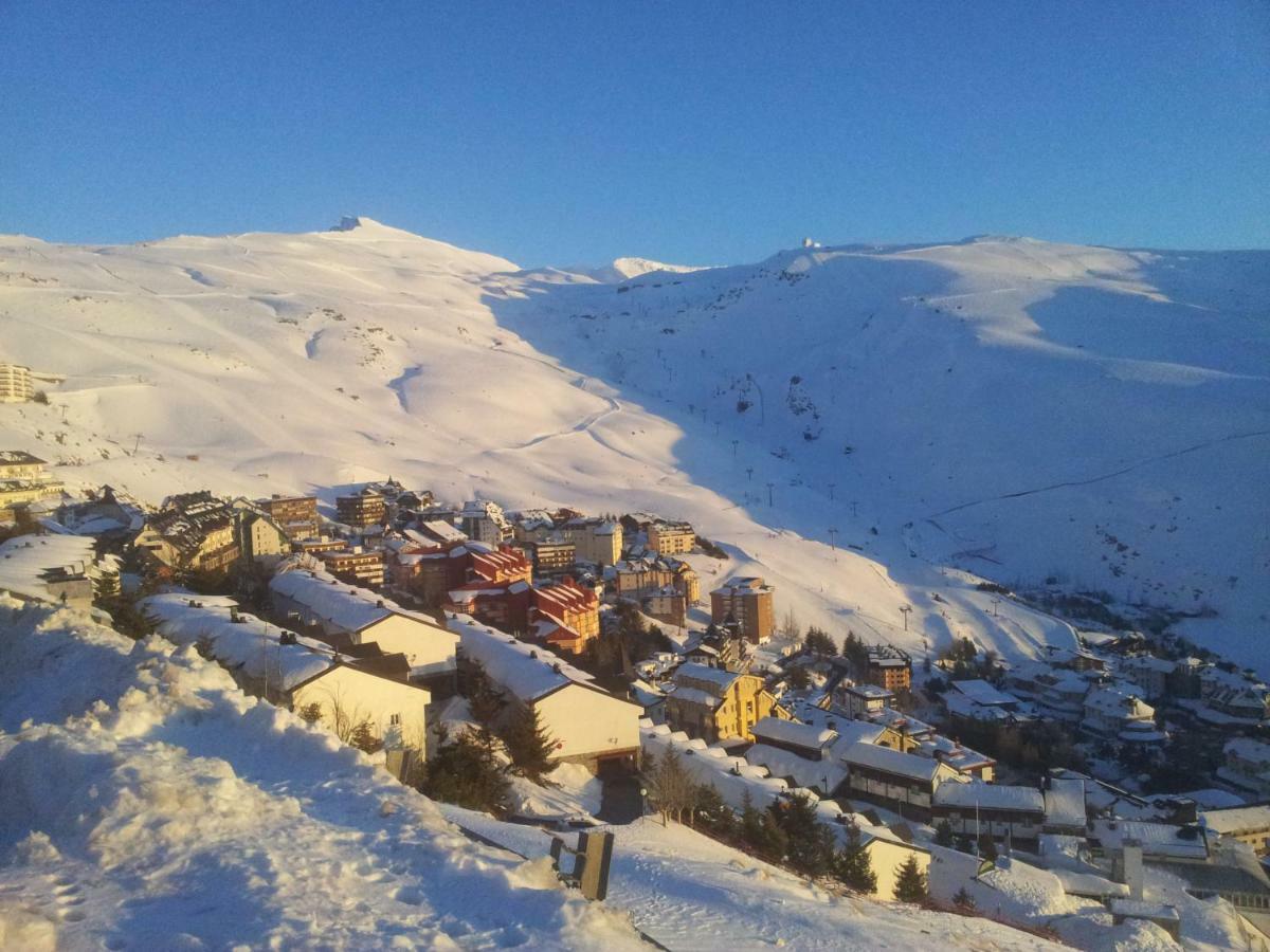 Sierra Nevada Piso Radiante Wifi Y Parking Gratuito Appartement Buitenkant foto