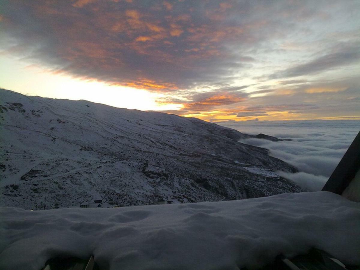 Sierra Nevada Piso Radiante Wifi Y Parking Gratuito Appartement Buitenkant foto